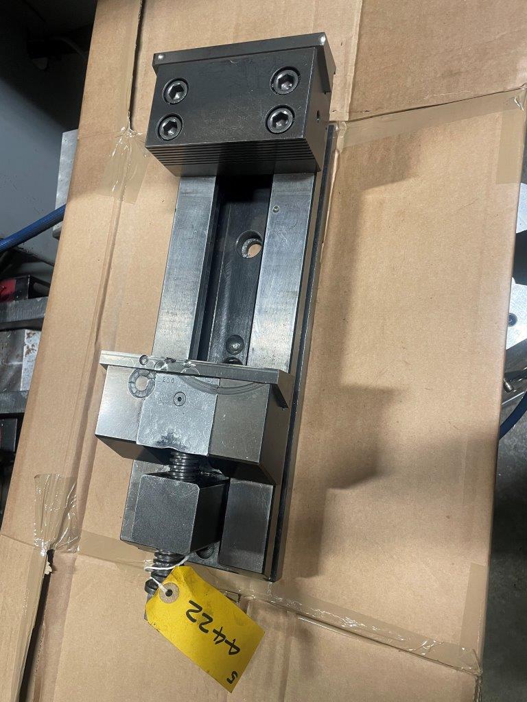 Vise/Sagop RP80 Machine Vice (4422)