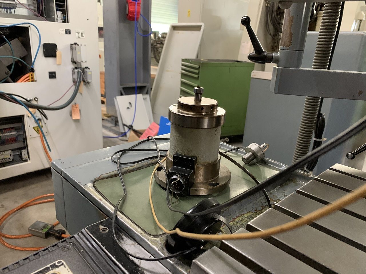 Grinding/HAUSER 3-SMO COORDINATE GRINDING MACHINE