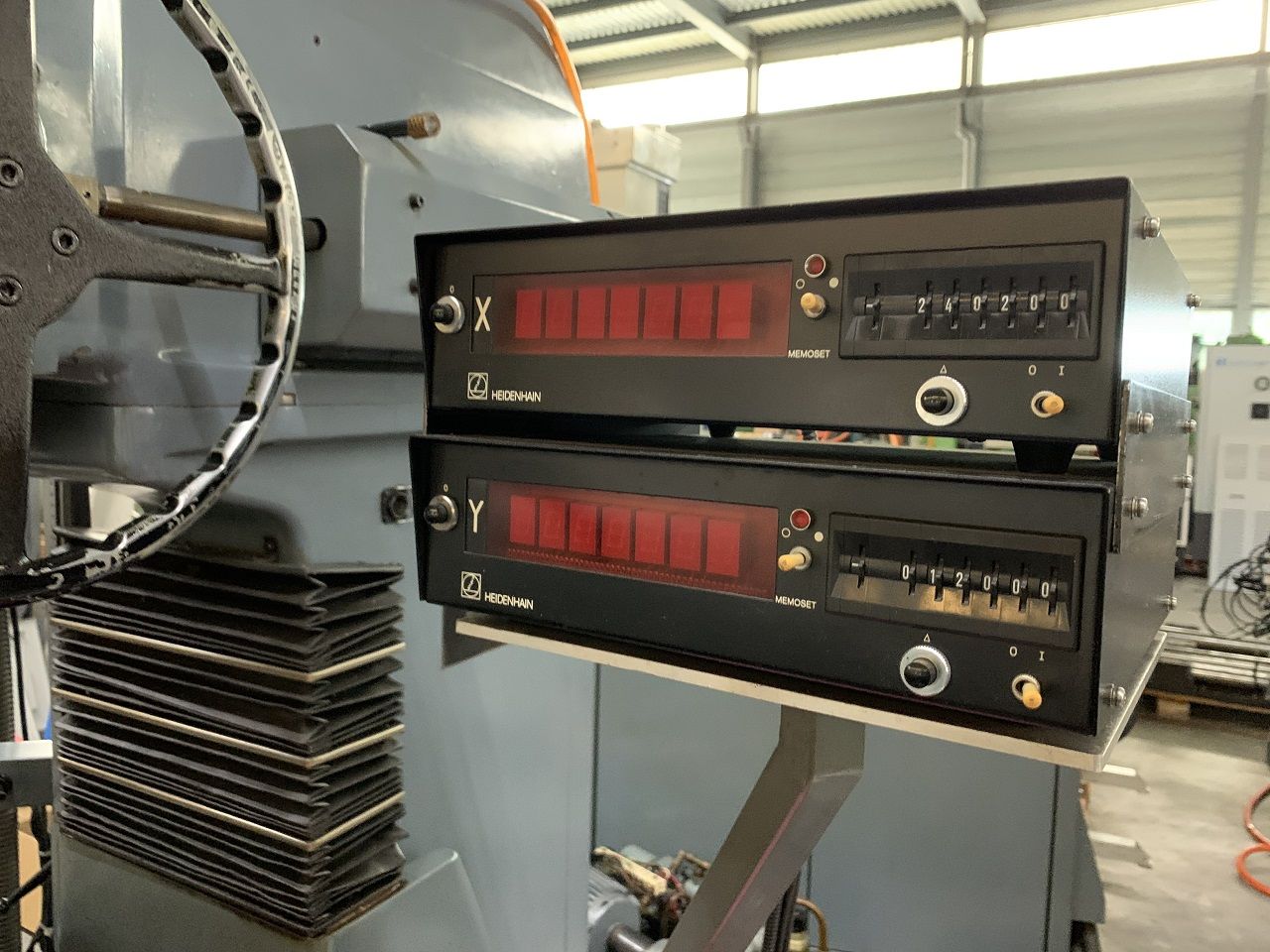 Grinding/HAUSER 3-SMO COORDINATE GRINDING MACHINE