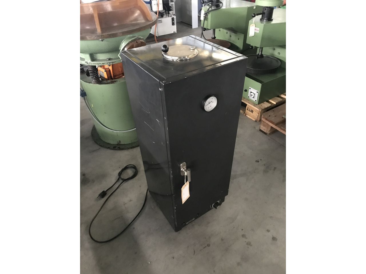 Furnaces/OVING FOR DRYING WATCH CASES ROXER TYPE AEROX