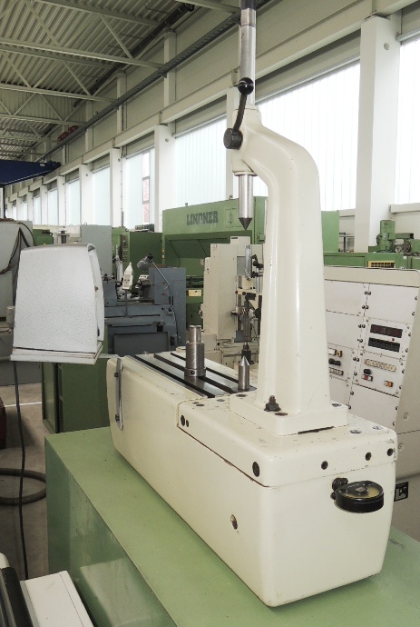 Gear Testing/MAHR 89x