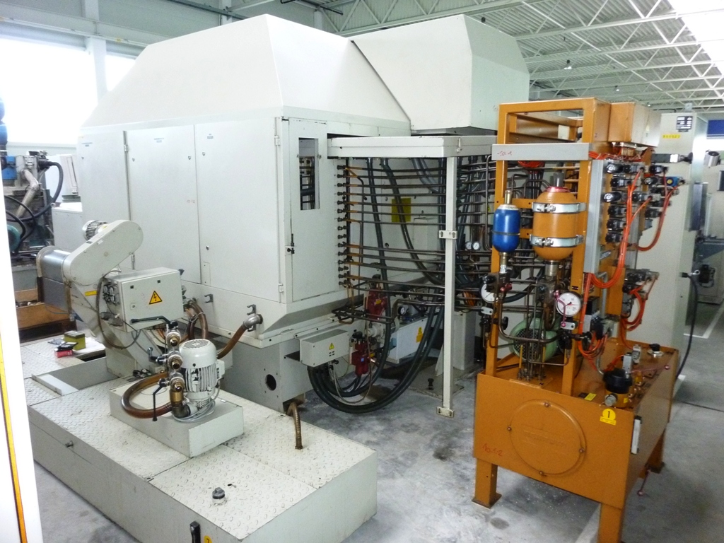 Gear Hobbers/MIKRON(CH) A 35/36  CNC