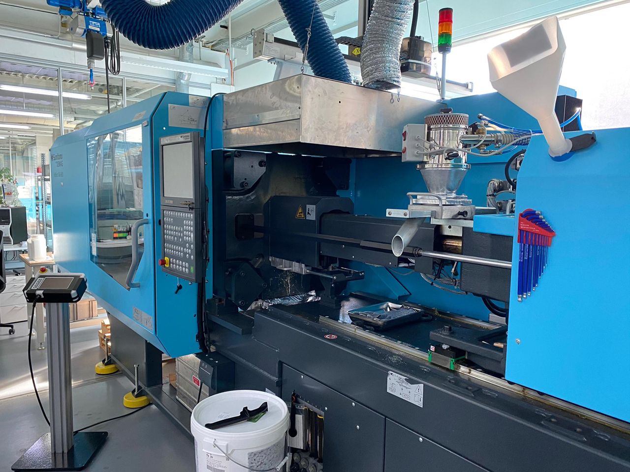 Presses (General)/INJECTION MOLDING SUMITOMO DEMAG IntElect 160/520-680
