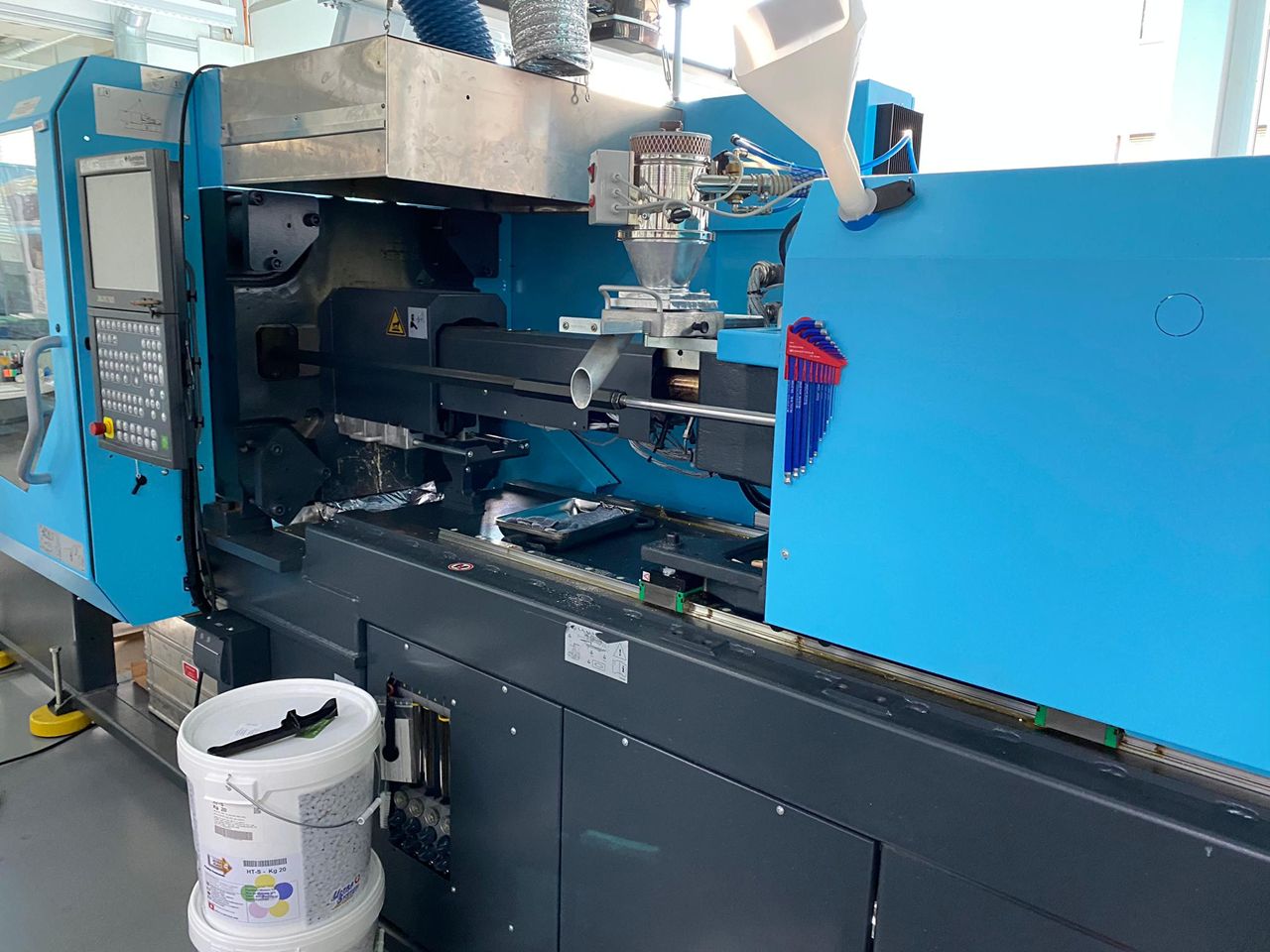 Presses (General)/INJECTION MOLDING SUMITOMO DEMAG IntElect 160/520-680
