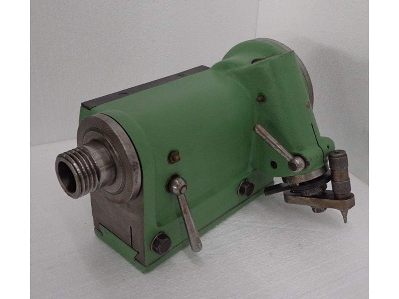 Spares & Accessories/UNIVERSAL DIVIDING HEAD DECKEL TYPE FP-2