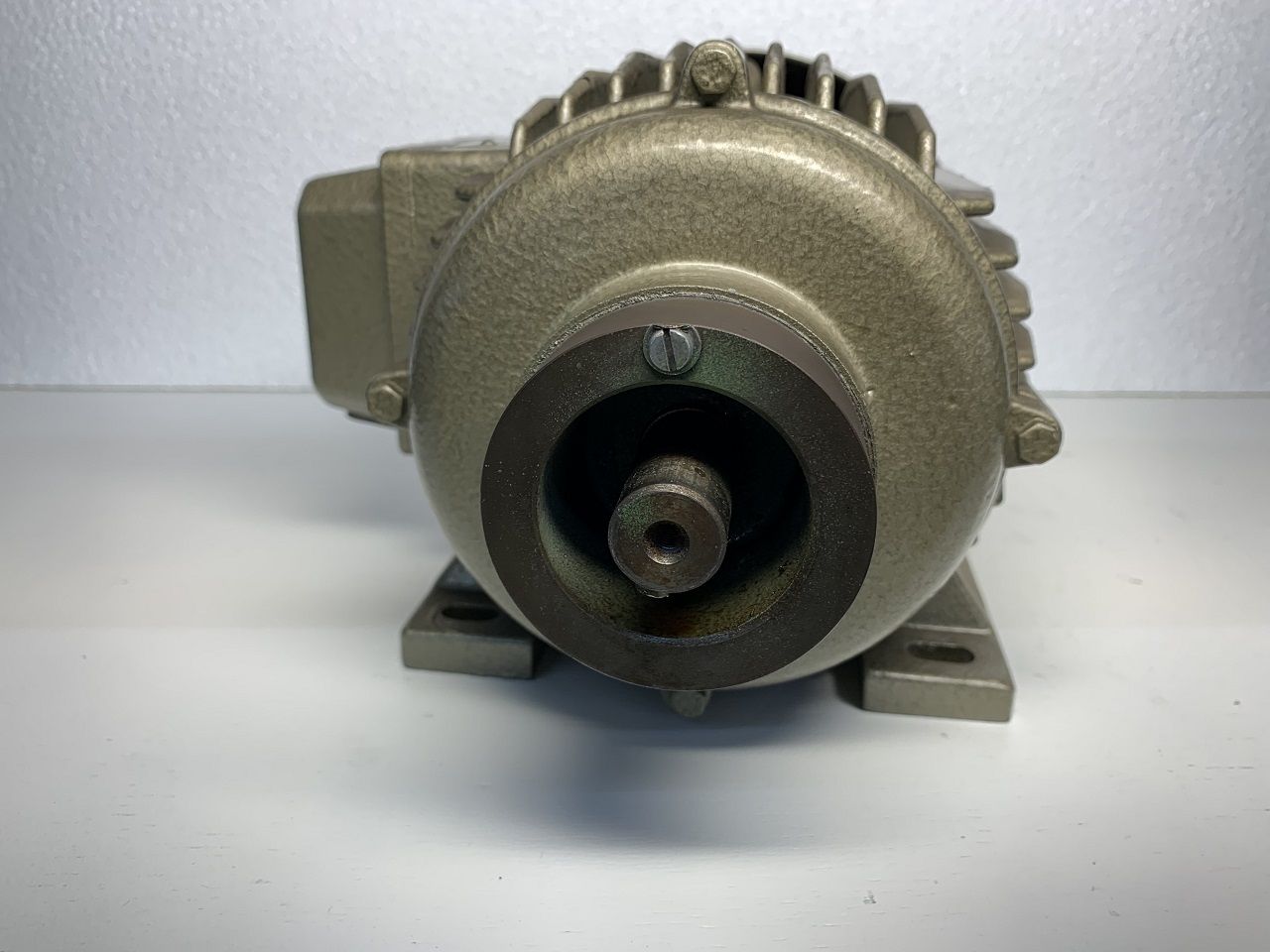 Spares & Accessories/ELECTRIC MOTOR D TYPE DP80B