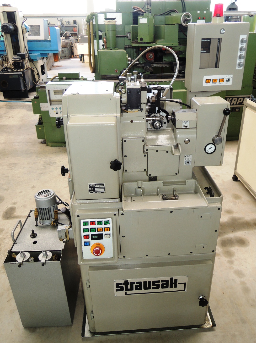 Gear Hobbers/STRAUSAK(CH) 30 SPS