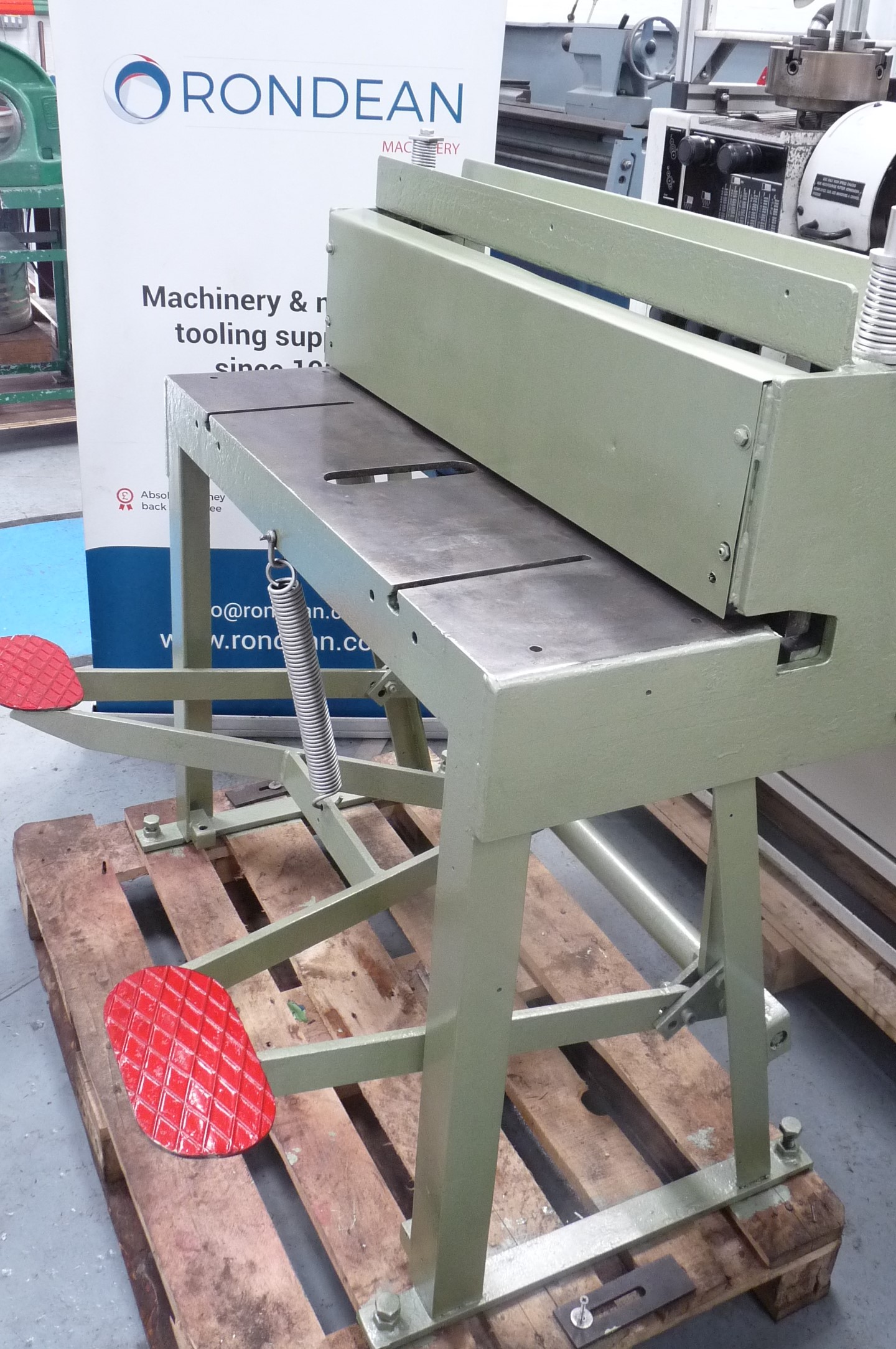 Guillotines/3' x 16g Treadle Shear